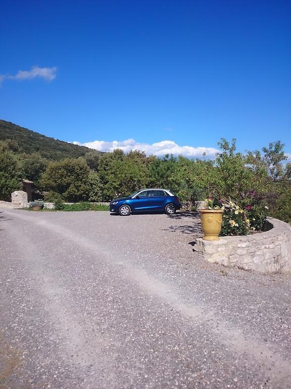 Mas de Courreges Hotel Saint-Hippolyte-du-Fort Buitenkant foto