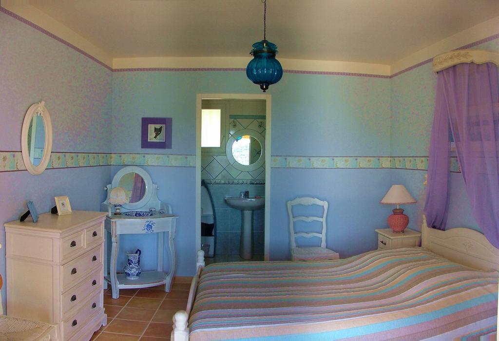 Mas de Courreges Hotel Saint-Hippolyte-du-Fort Kamer foto